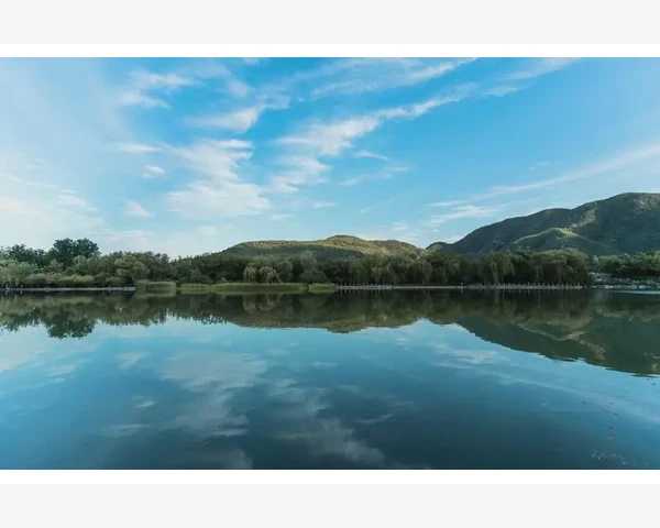 MT4图表红色竖线烦人一招关闭隔夜利息标记